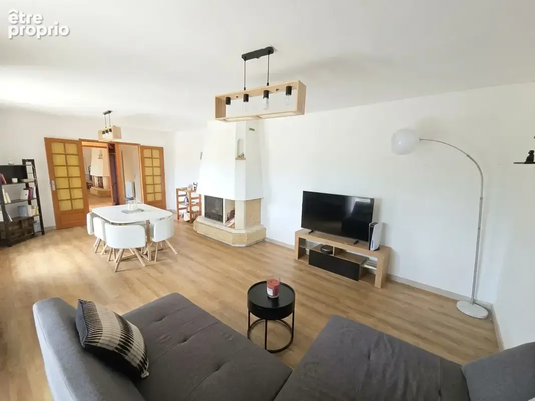 Maison T5 + Studio indépendant et jardin à Castelginest - photo 2