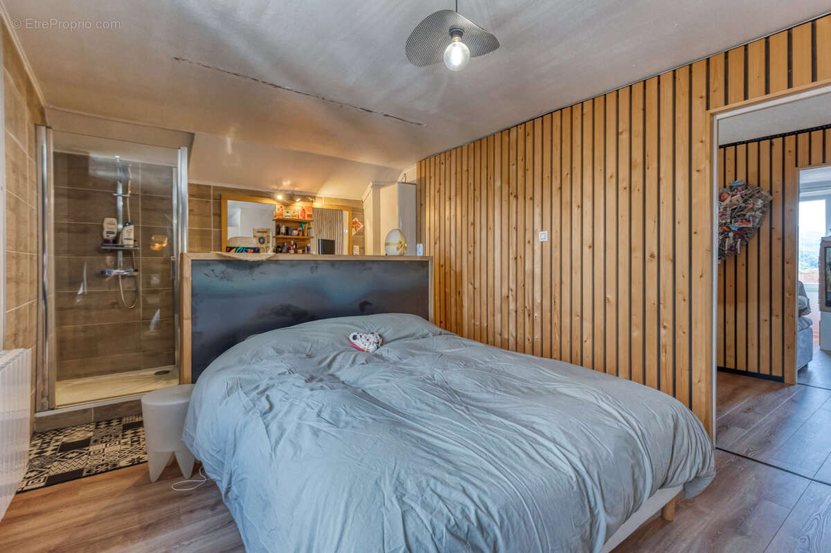 Maison à VILLARD-BONNOT