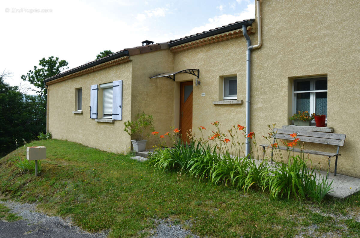 Maison à ISSAMOULENC