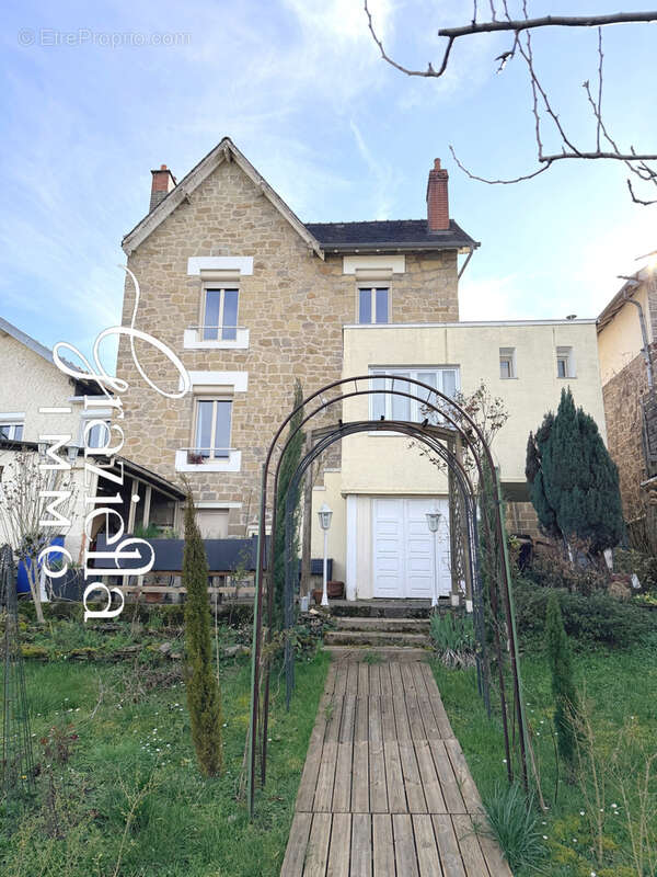 Maison à BRIVE-LA-GAILLARDE