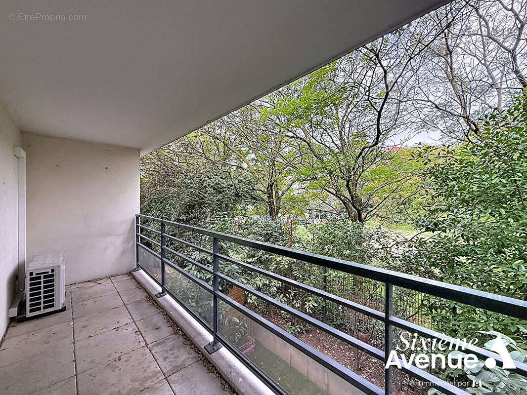 Appartement à LYON-8E