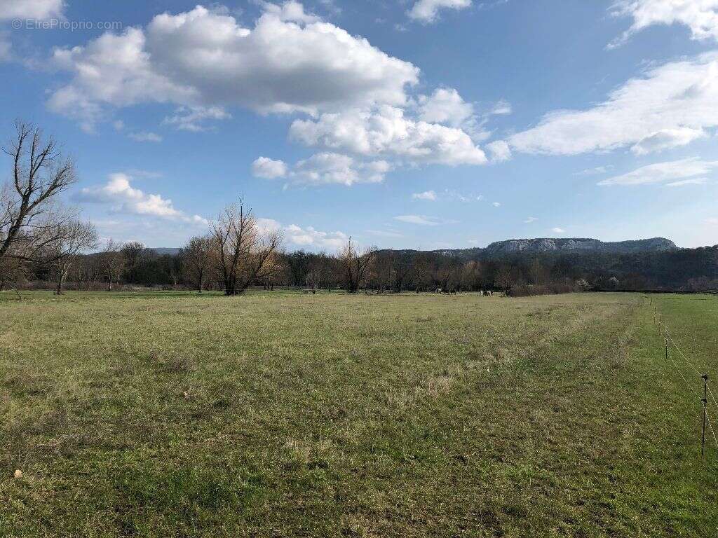 Terrain à VALLON-PONT-D&#039;ARC