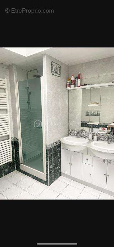 Appartement à ABLON-SUR-SEINE