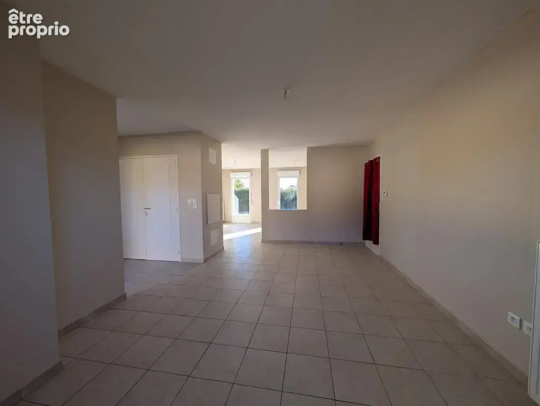 A vendre-maison plain pied de 2011-t4 avec jardin clos et garage-pas de frais d'agence* - photo 4