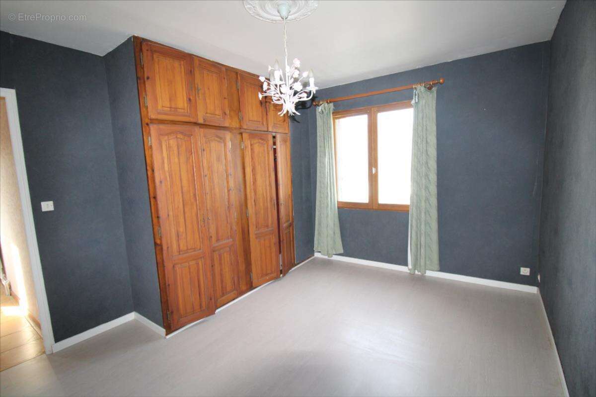 Maison à CAUDEBEC-LES-ELBEUF