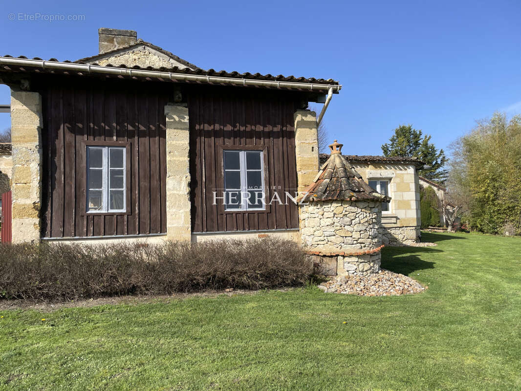 Maison à SAINTE-COLOMBE