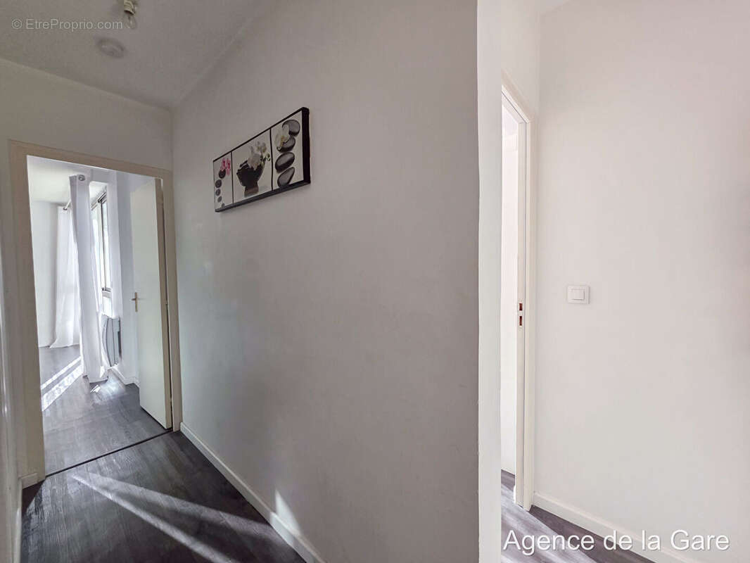 Appartement à SARTROUVILLE