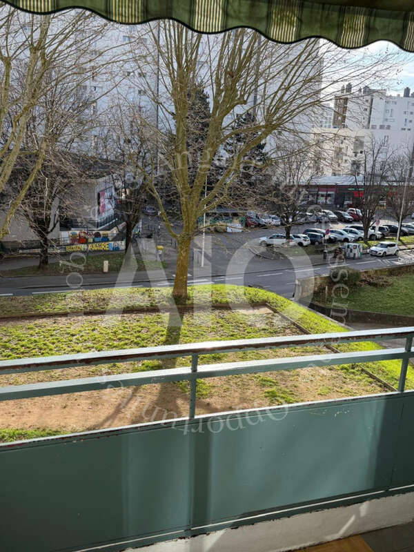Appartement à LYON-5E