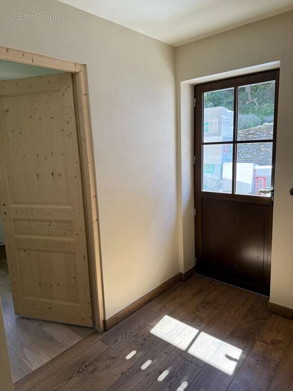 Maison à LA PERRIERE