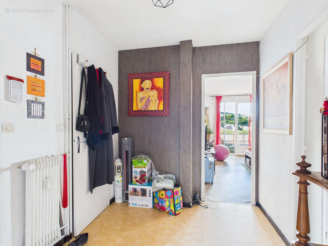 Appartement à SAINT-ETIENNE