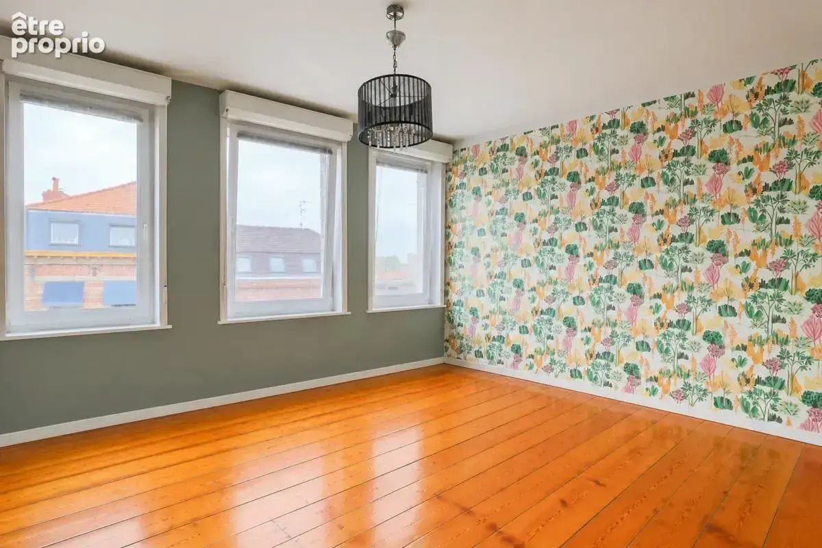 Maison de 8 pièces de 177 m² à Loos - photo 9