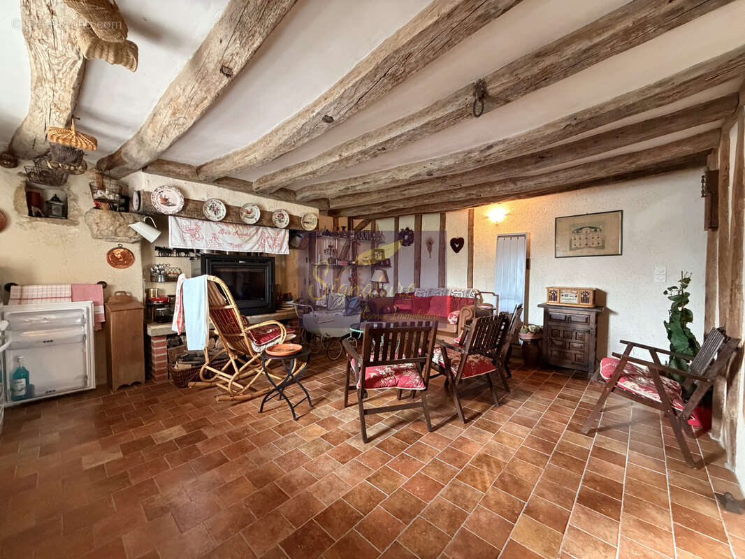Maison à SURFONDS