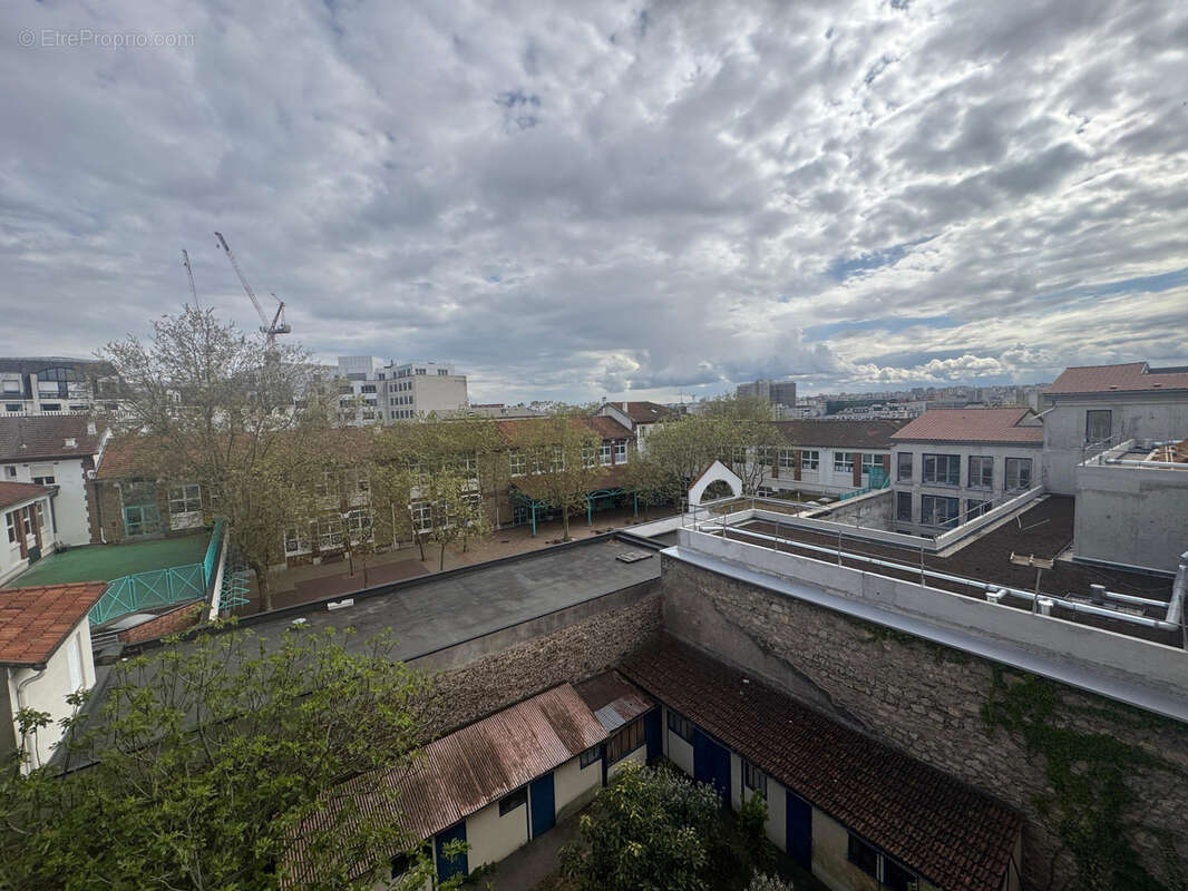 Appartement à CHARENTON-LE-PONT