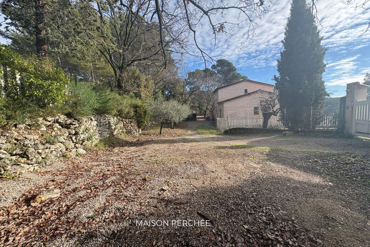 Maison à FIGANIERES
