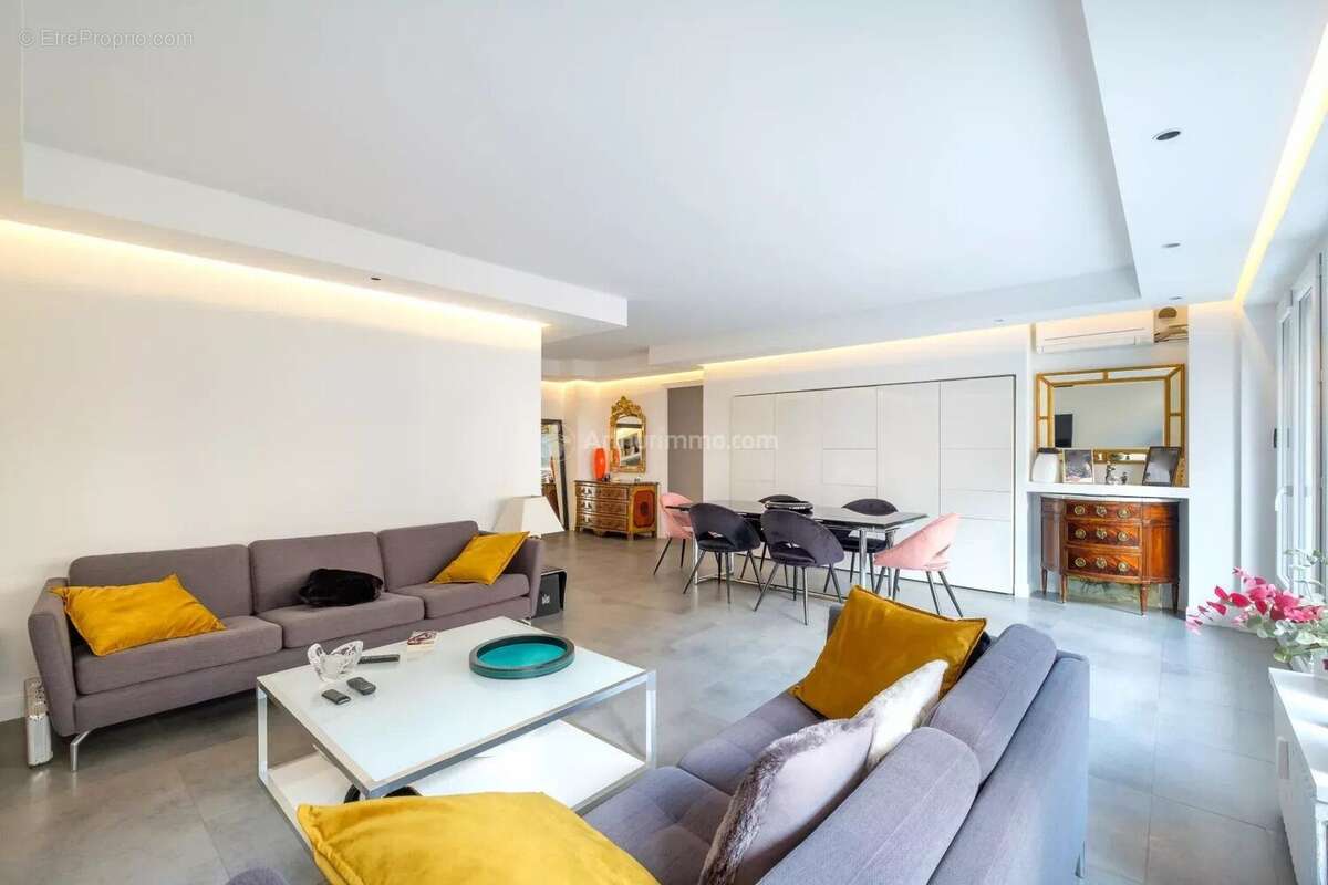 Appartement à LYON-6E