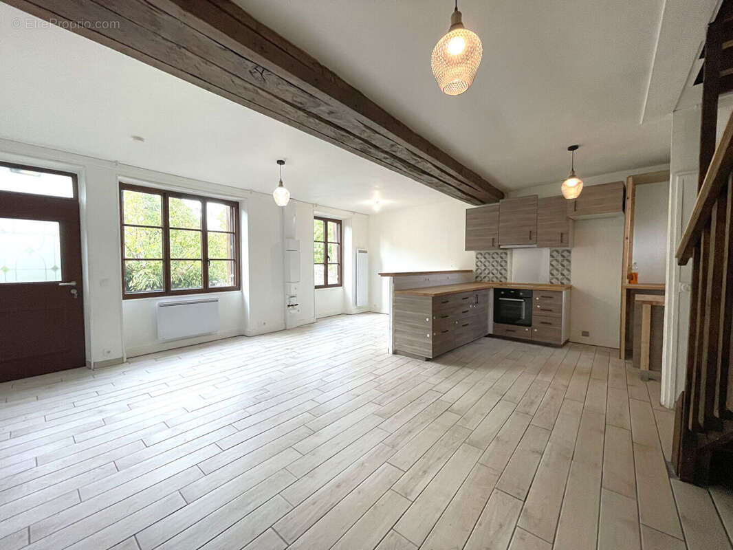 Maison à BRUEIL-EN-VEXIN