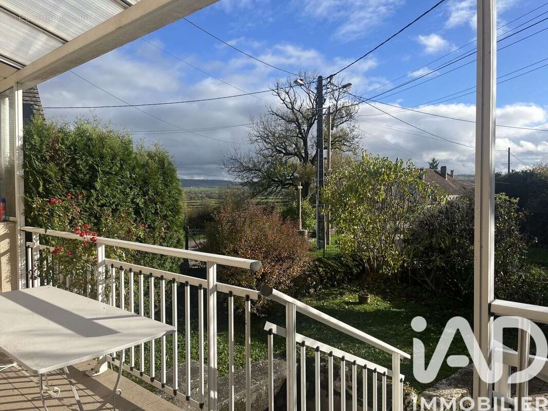 Photo 3 - Maison à THOISY-LA-BERCHERE