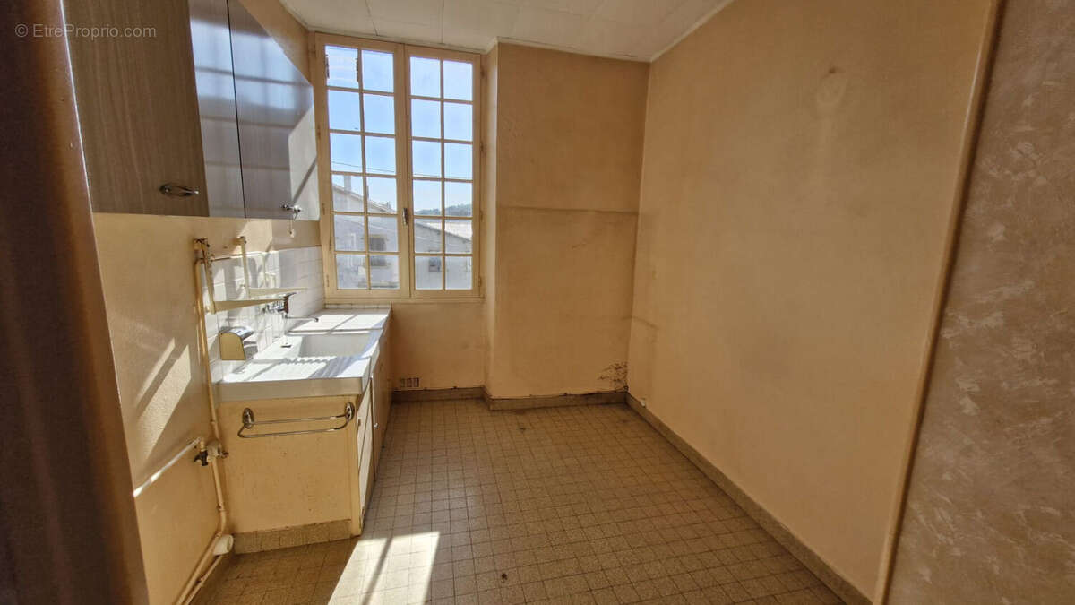 Appartement à CHARLIEU