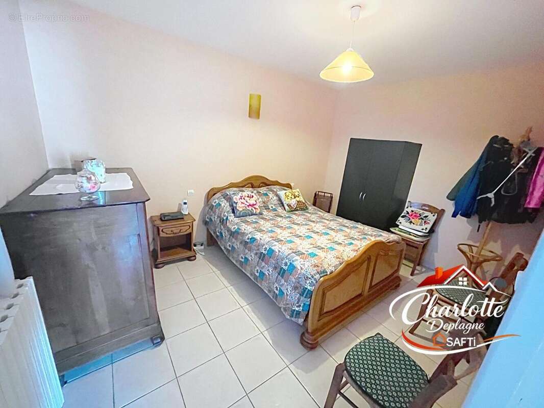 Maison 143 m² à Saint-Pardoux-La-Riviere  - photo 6