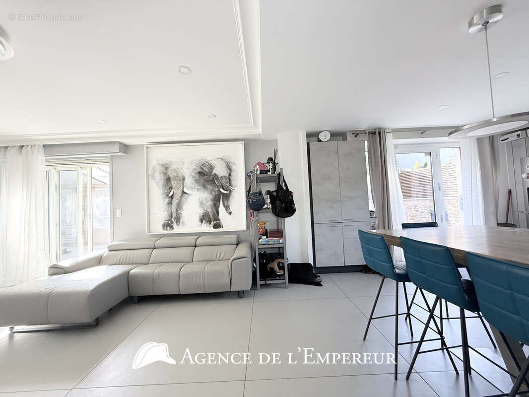 Appartement à RUEIL-MALMAISON