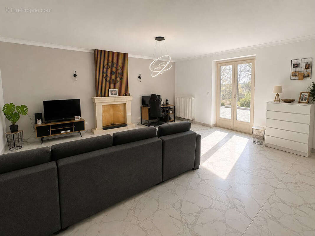 Maison Lencloitre 3 pièce(s) 95 m2 - photo 4