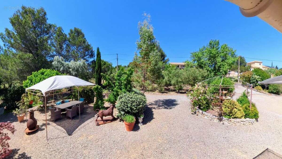 Maison 229 m² à Cesseras  - photo 221
