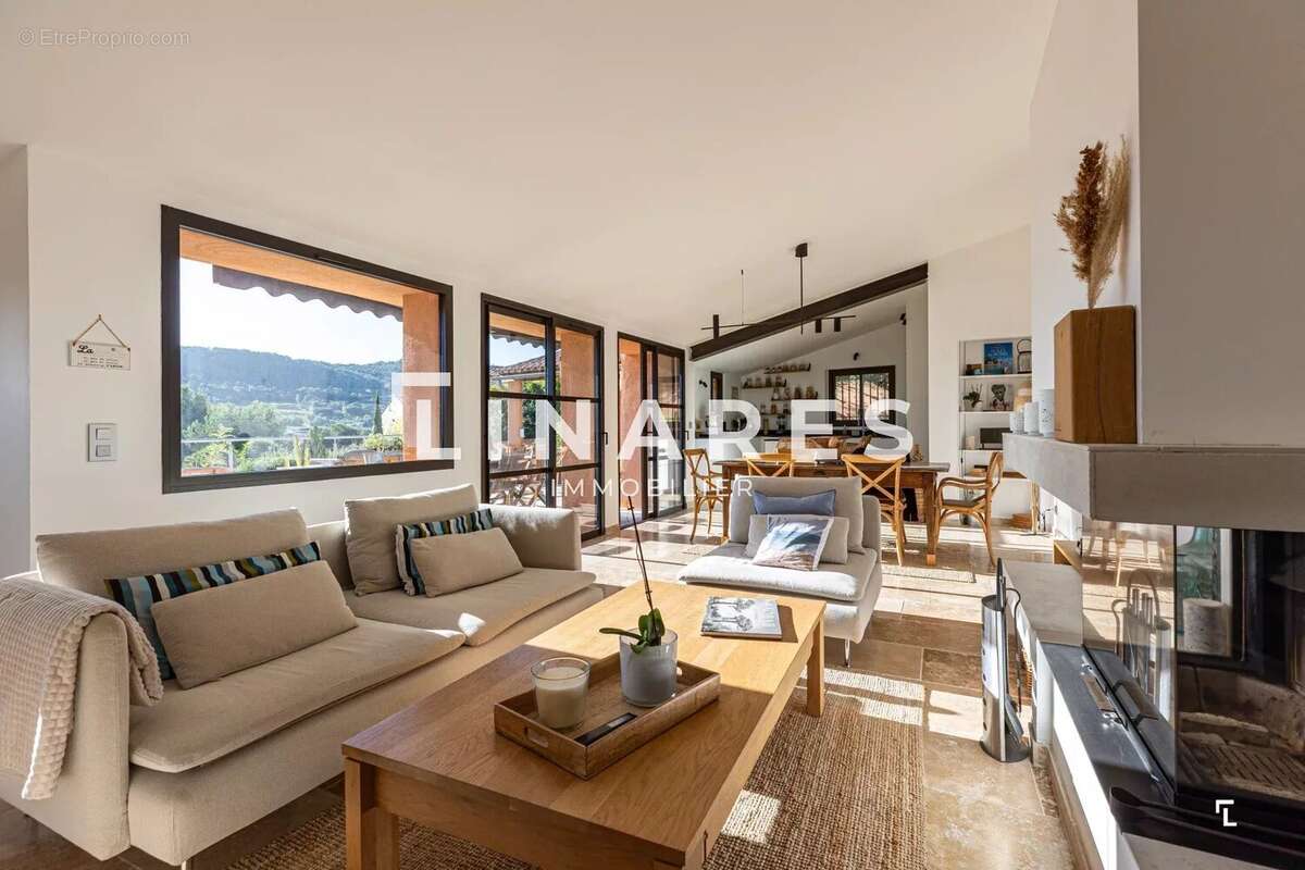 Maison à LA CADIERE-D'AZUR