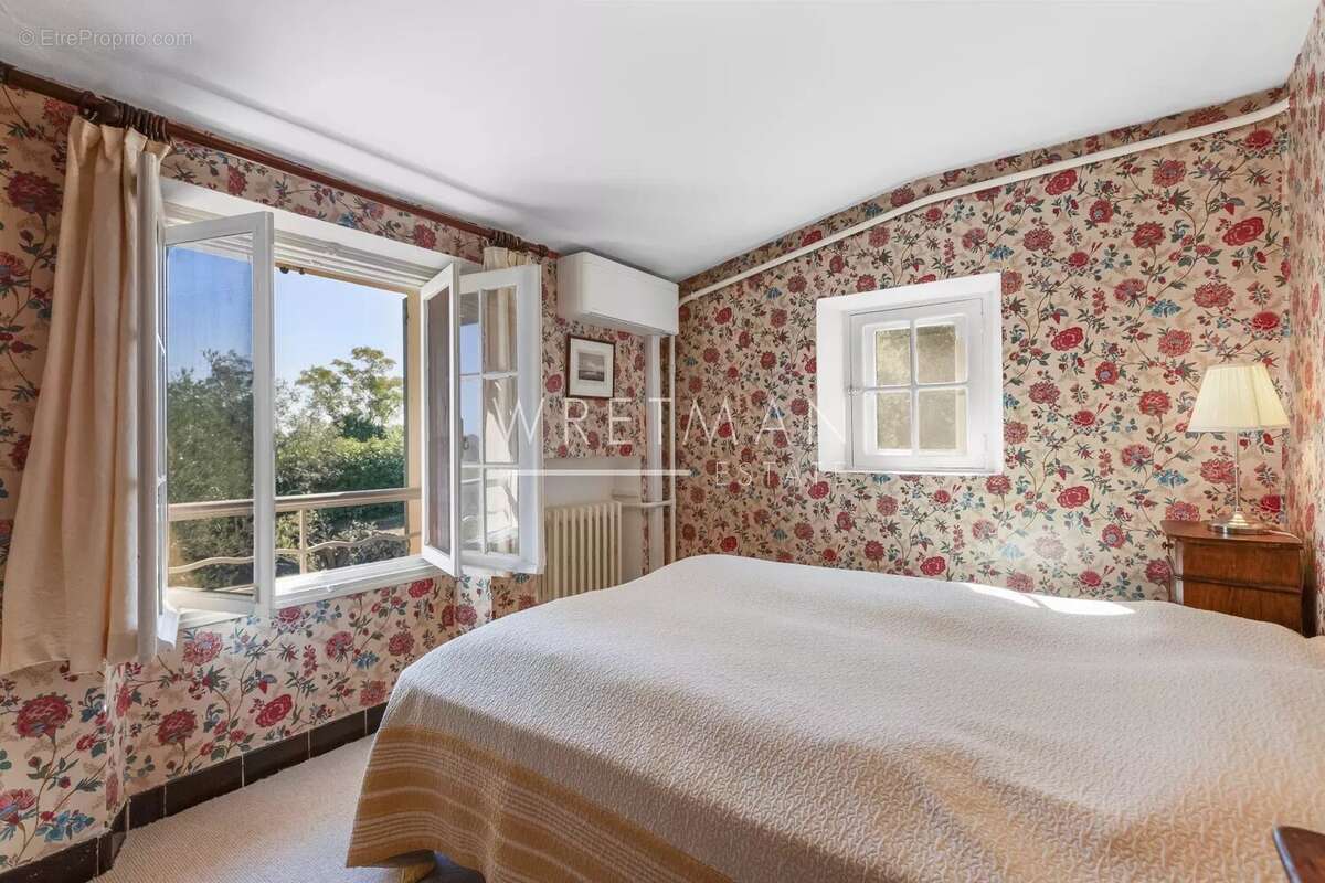 Maison à GRASSE