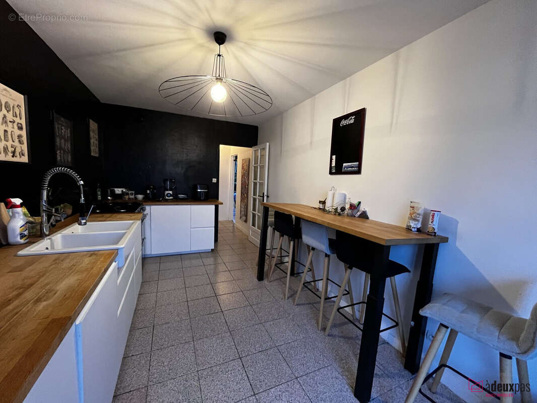 Appartement à SAINT-ETIENNE