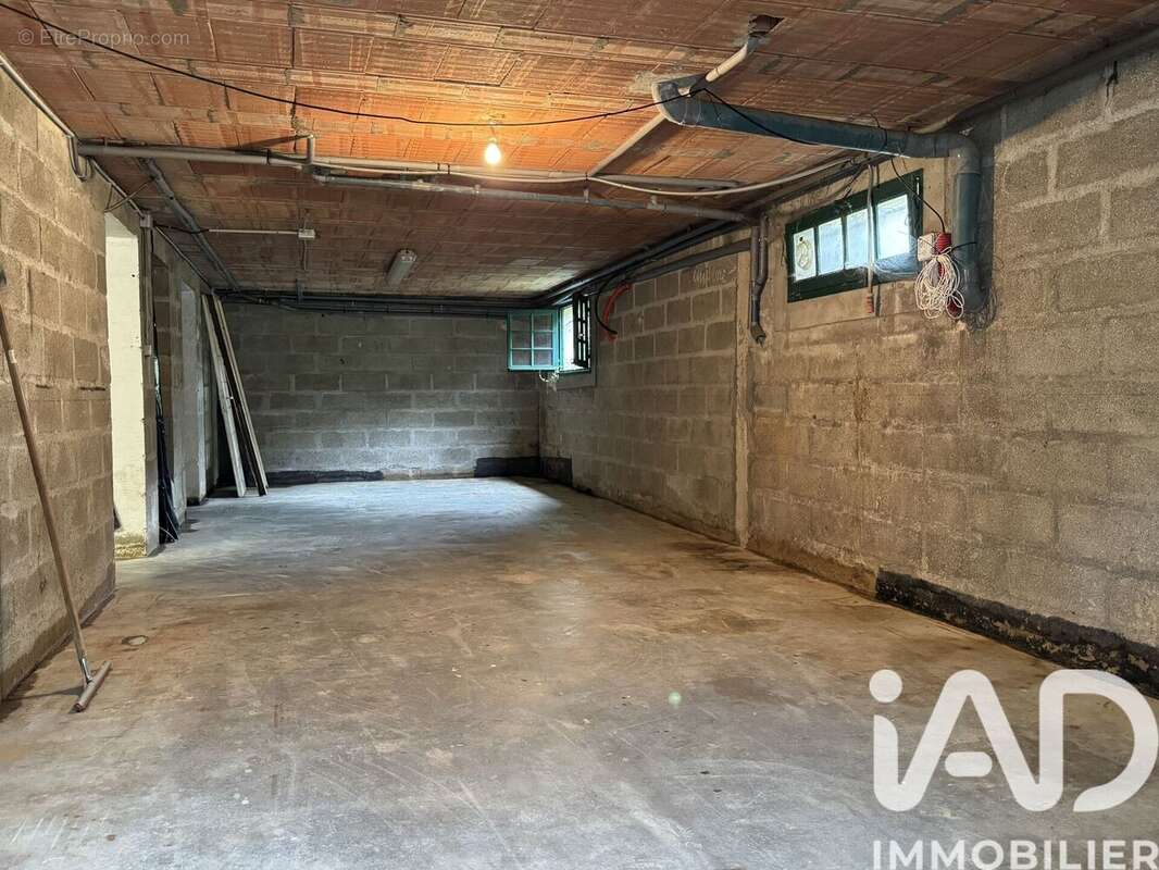 Maison 76 m² à Logron  - photo 8