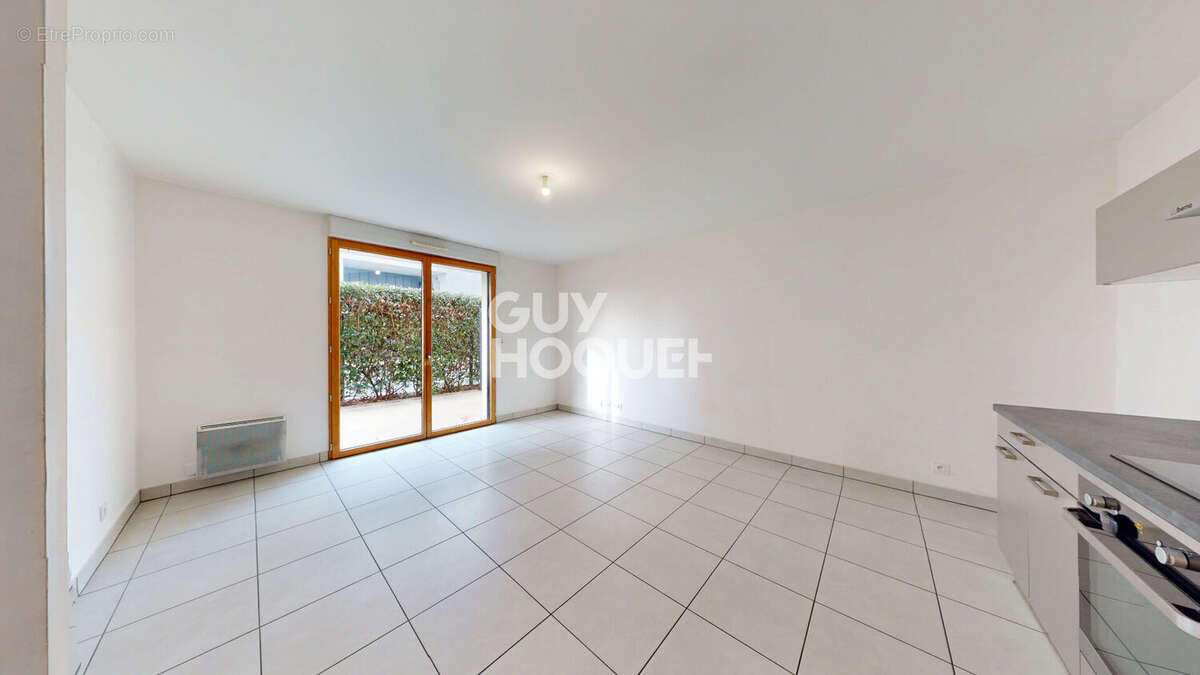 Appartement à SAINT-CYR-SUR-LOIRE