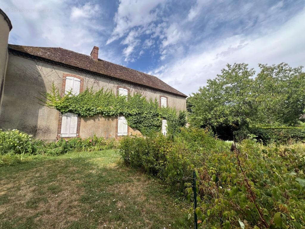Maison 240 m² à Villiers-Louis  - photo 19