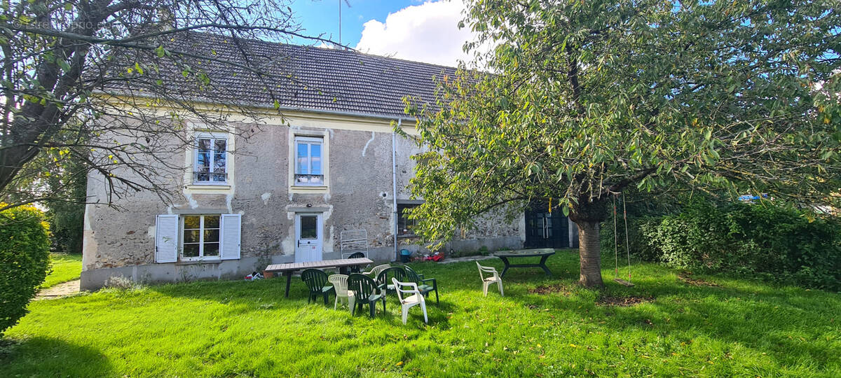 Maison à VILLEVAUDE