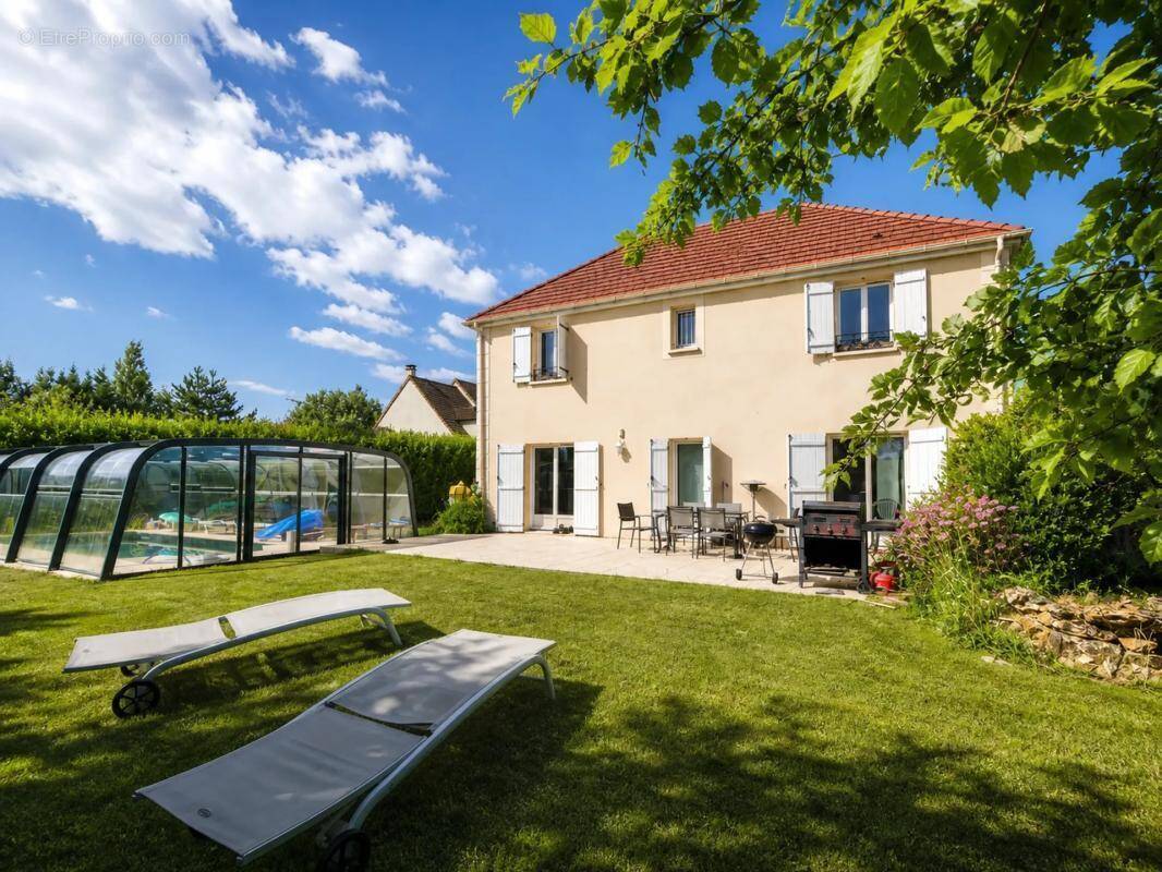Maison à SAINT-FARGEAU-PONTHIERRY