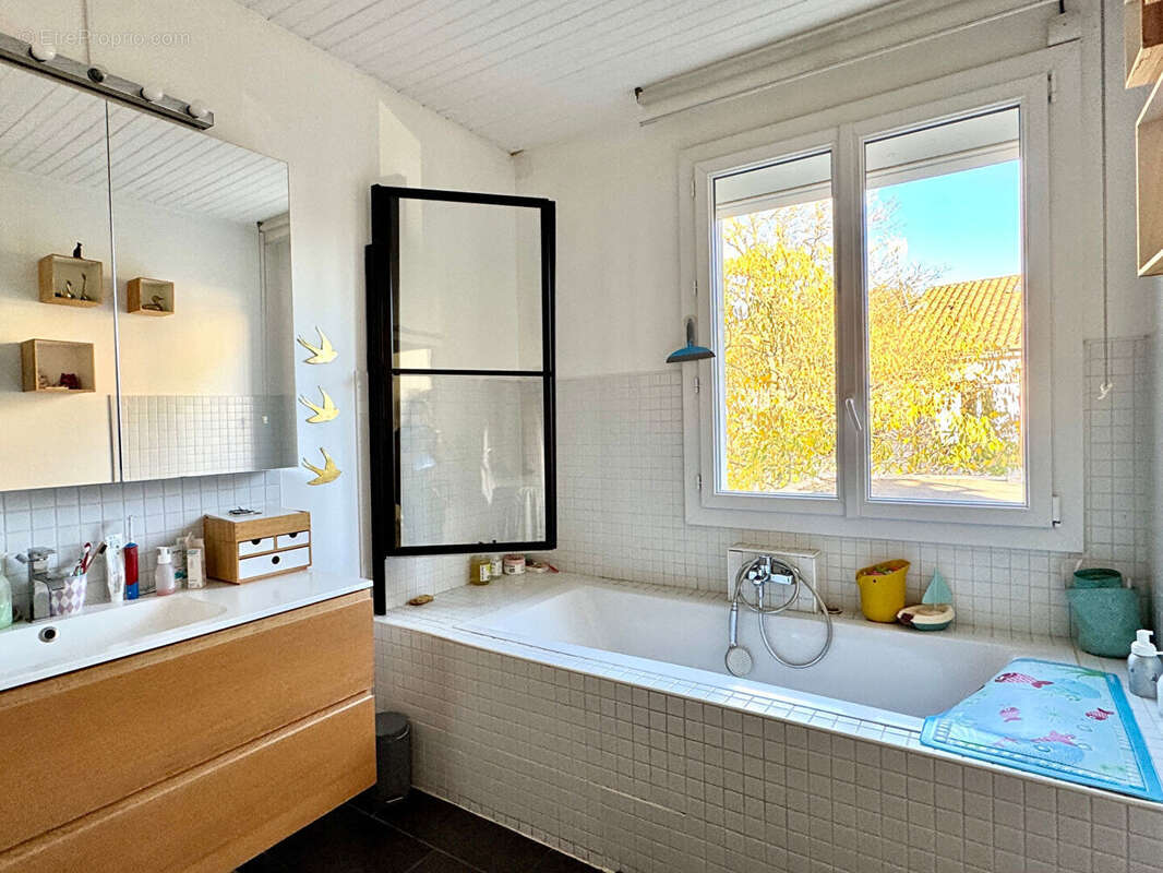 Maison à VILLENEUVE-LES-AVIGNON