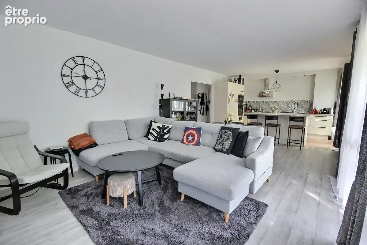 Appartement à FRESNES