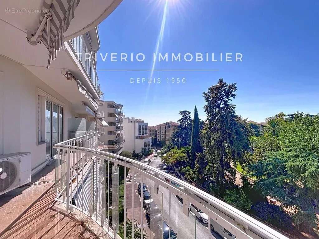 Appartement à LE CANNET