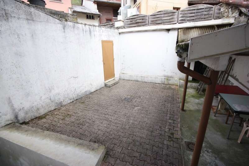 Maison à vendre 5 pièces de 148 m² à CHALEY (01) avec jardin de 436 m² en bordure de la rivière - photo 22