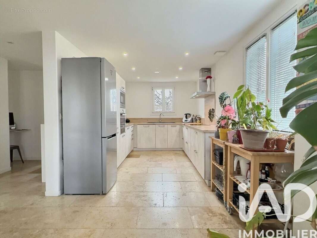 Photo 6 - Maison à SAINT-MARTIN-DE-CRAU