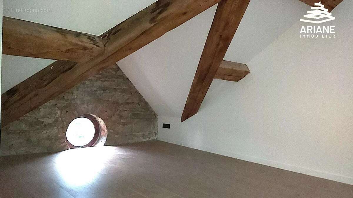 Appartement à VOURLES