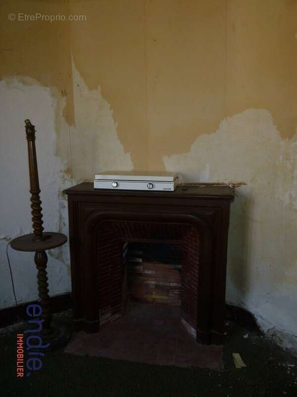 Maison à VILLEFRANCHE-D&#039;ALLIER