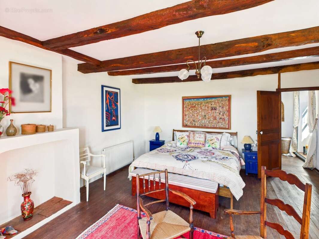 Maison à CORDES-SUR-CIEL