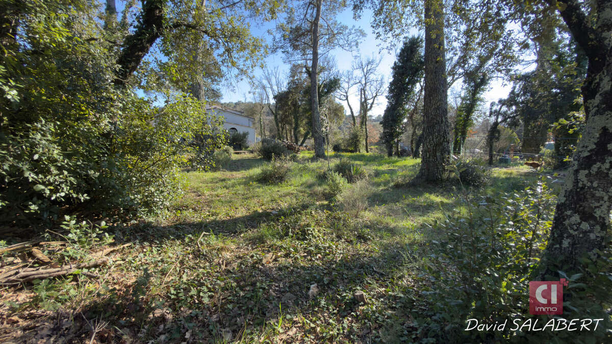 Terrain à GAREOULT