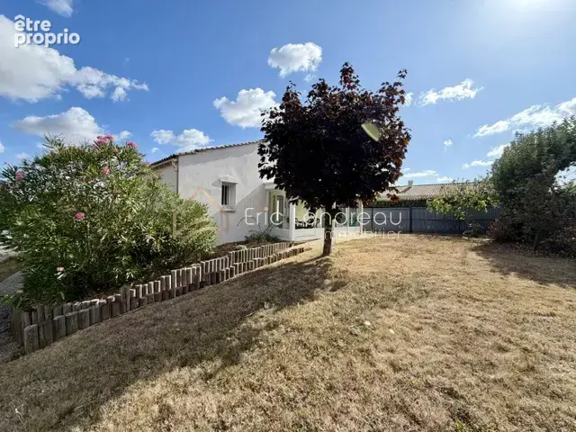 Maison 4 pièces avec grand garage proche commerces - photo 2