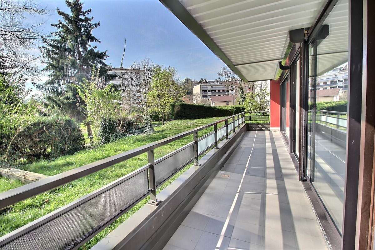 Appartement à SAINT-JULIEN-EN-GENEVOIS