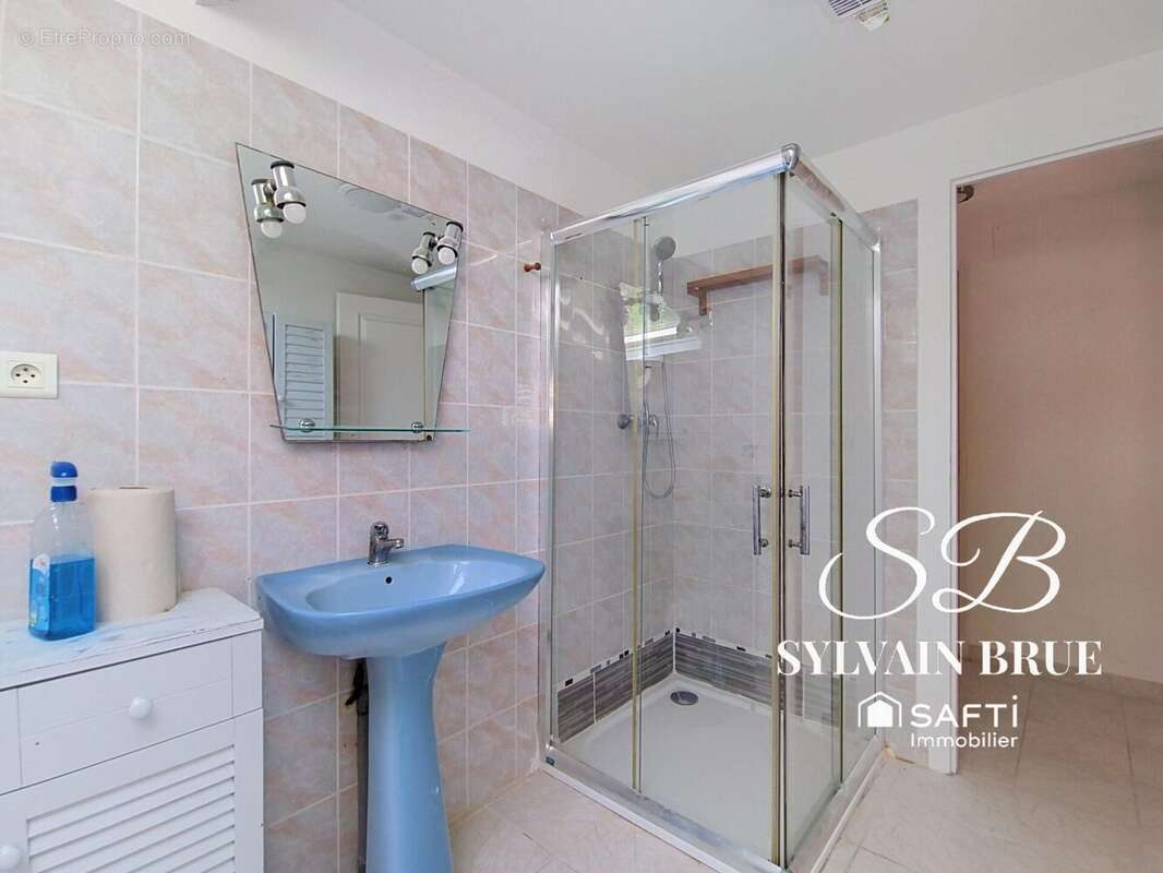 Maison 187 m² à Cazes-Mondenard  - photo 5