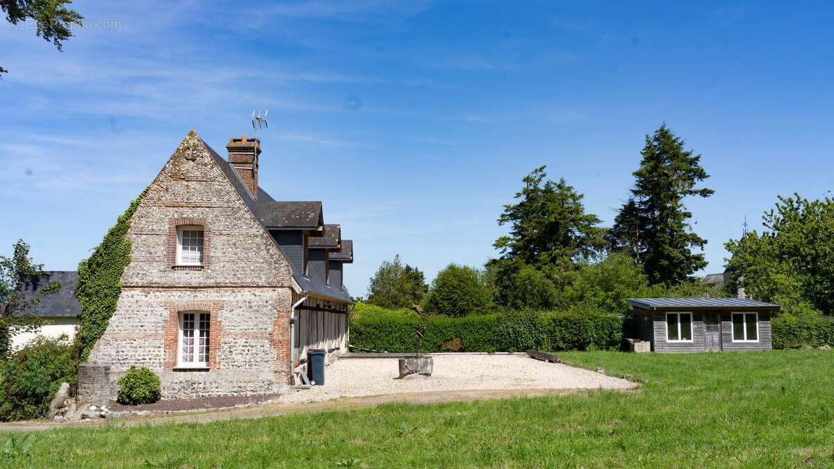 Maison à SAINT-RIQUIER-ES-PLAINS