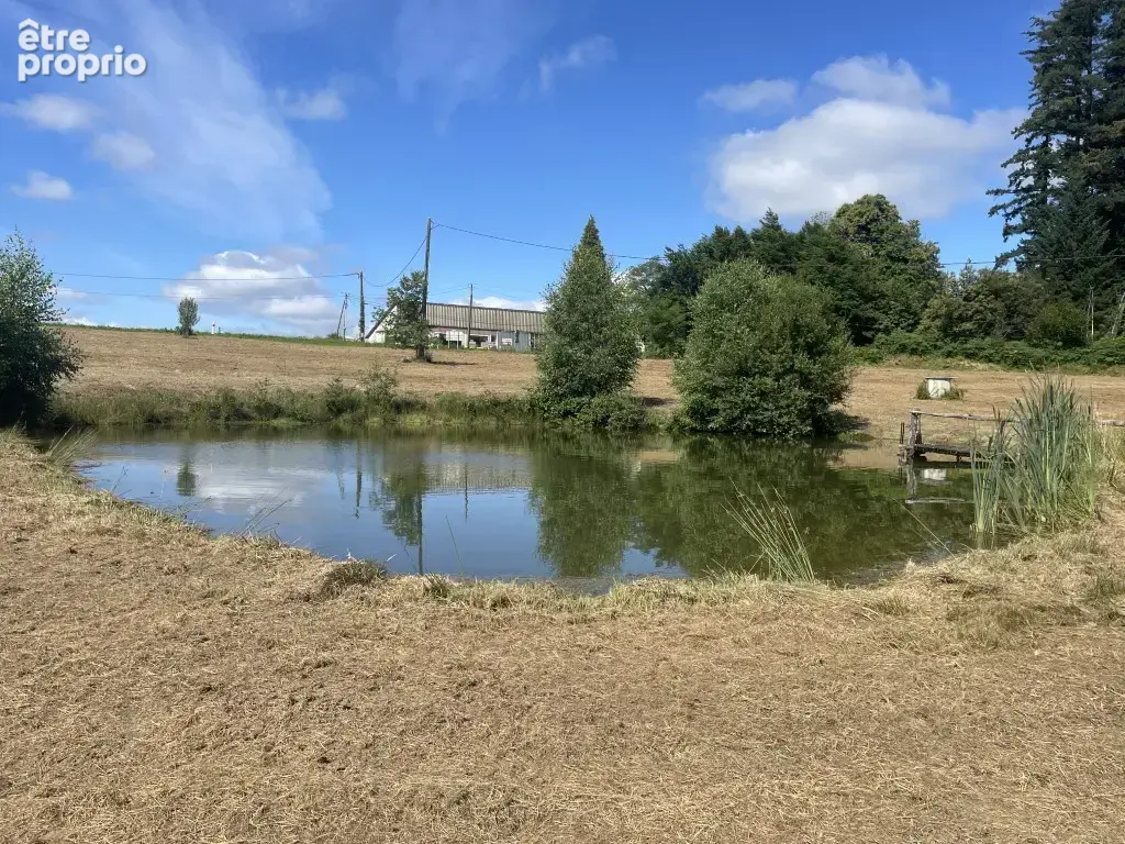 Proche Pompadour, Ségur Le Château, un des plus beaux villages de France - photo 2