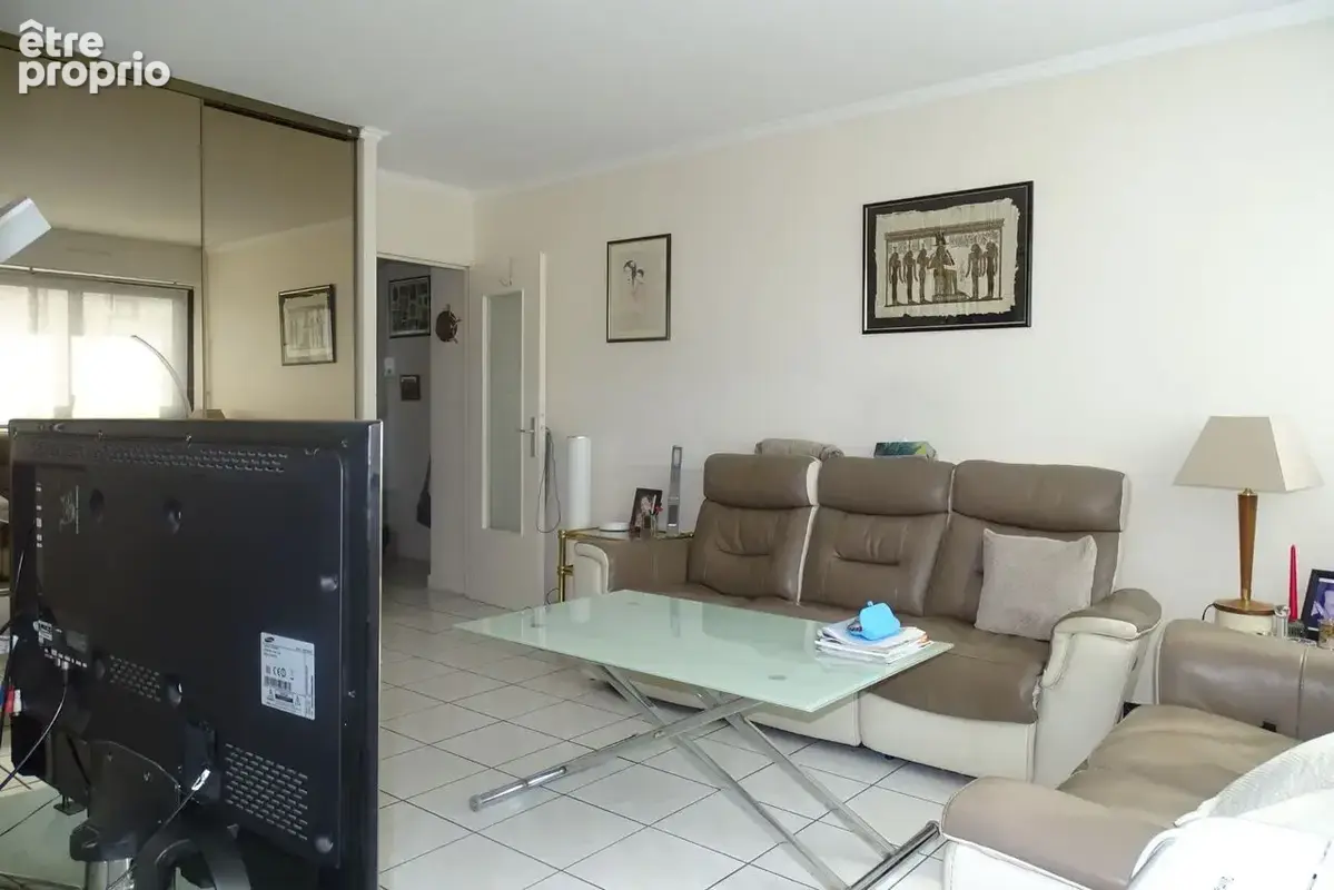 Appartement 3 pièces 66 m² à vendre à Creteil (94000) - photo 2