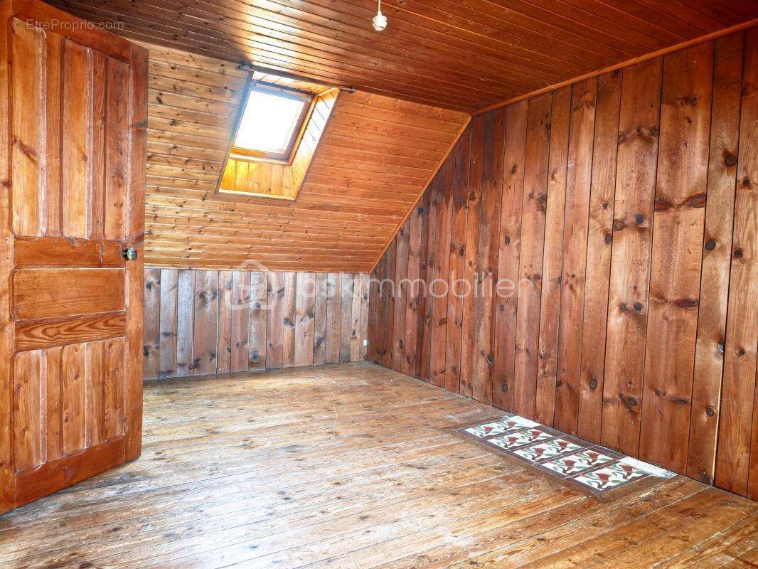 Charmante petite maison à rénover à moins de 500 mètres des plages - photo 14